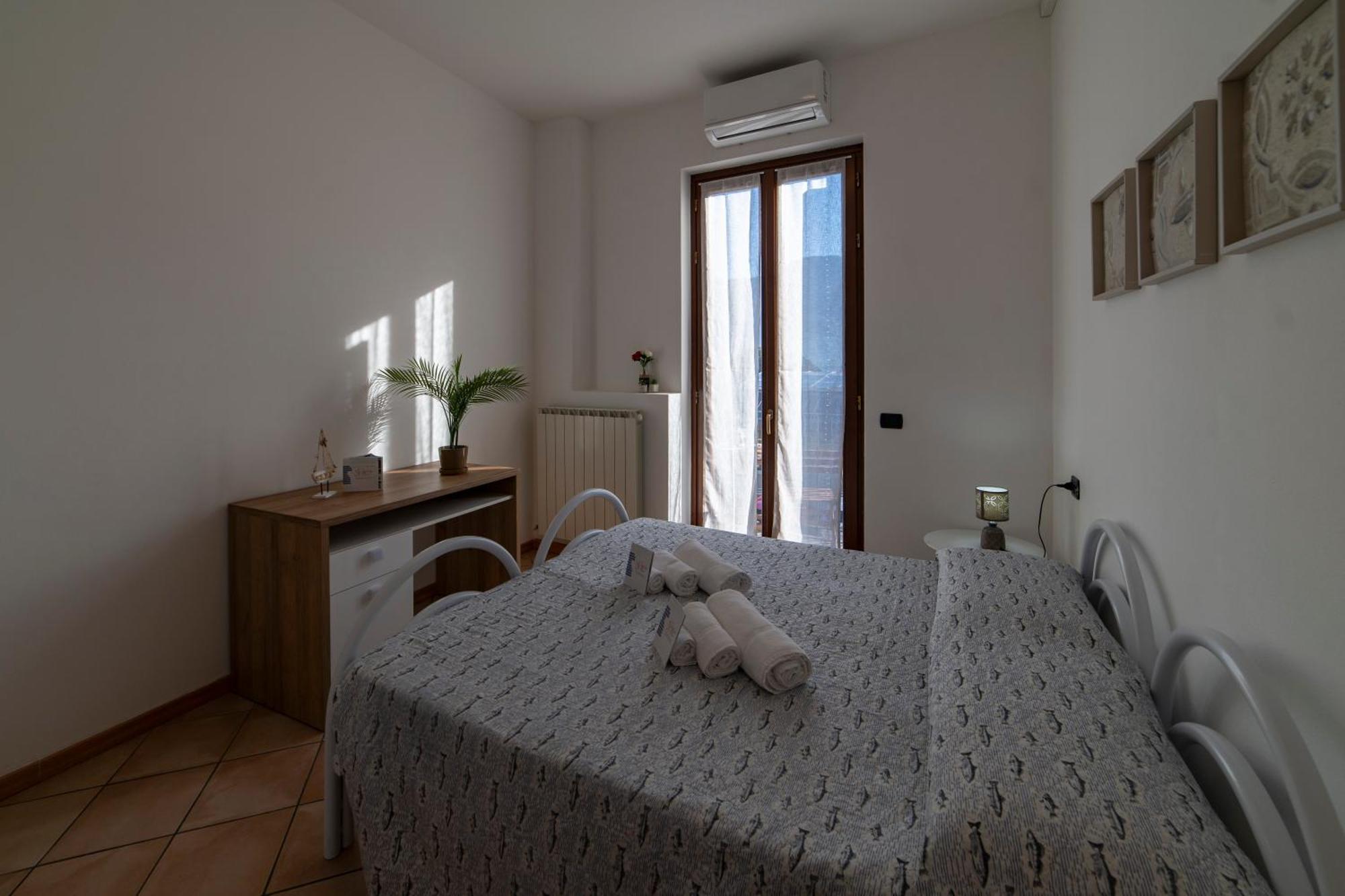 La Casa Dei Carta-New & Chic Apartment Lovere Exterior photo